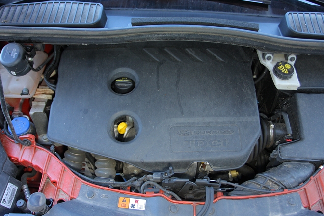 Zdjęcie Ford Focus MK2 i CMAX wymiana filtru paliwa i