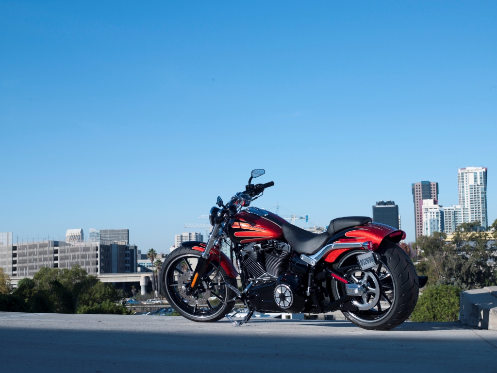 Harley-Davidson Breakout