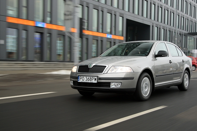 Стеклоподъемник skoda octavia tour