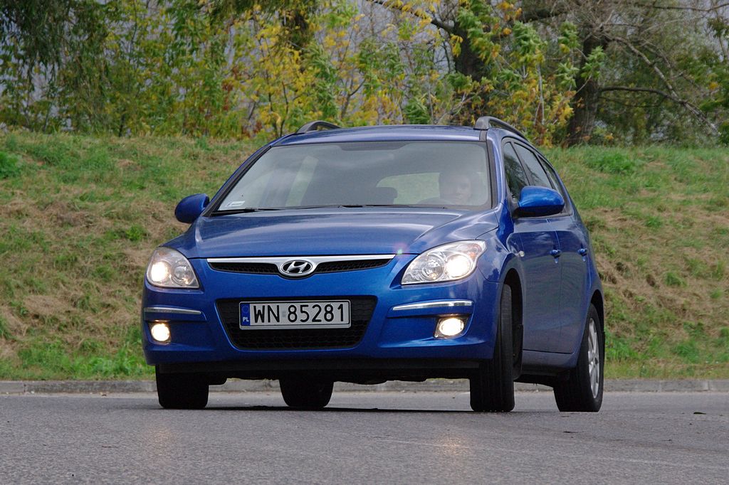 Test Hyundai i30 CW 1.6 Niepozorny wabik Infor.pl